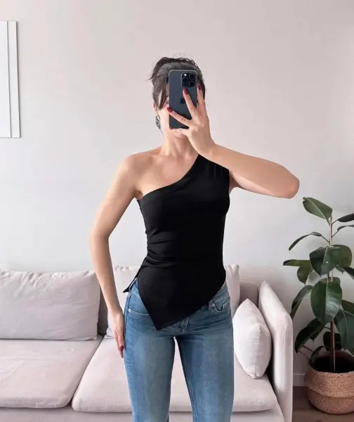 Diva onesholder top